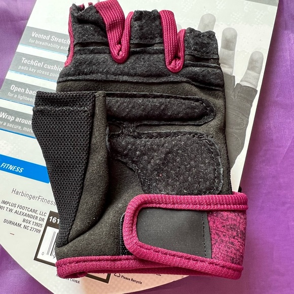 Harbinger Women FlexFit Leather Workout Weightlifting Strength Gloves Pad Merlot - Picture 6 of 6